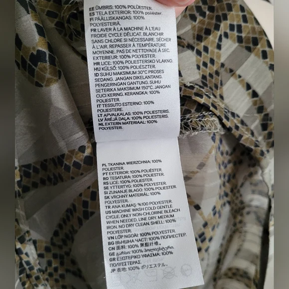 RICHARD ALLEN X H&M collab flowy chiffon satin printed shirt with stand collar - Picture 10 of 11